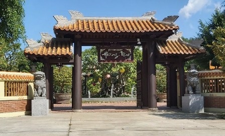 Co dau hieu dan xep ban dau gia 8 lo dat cho 'dai gia' xu Hue hinh anh