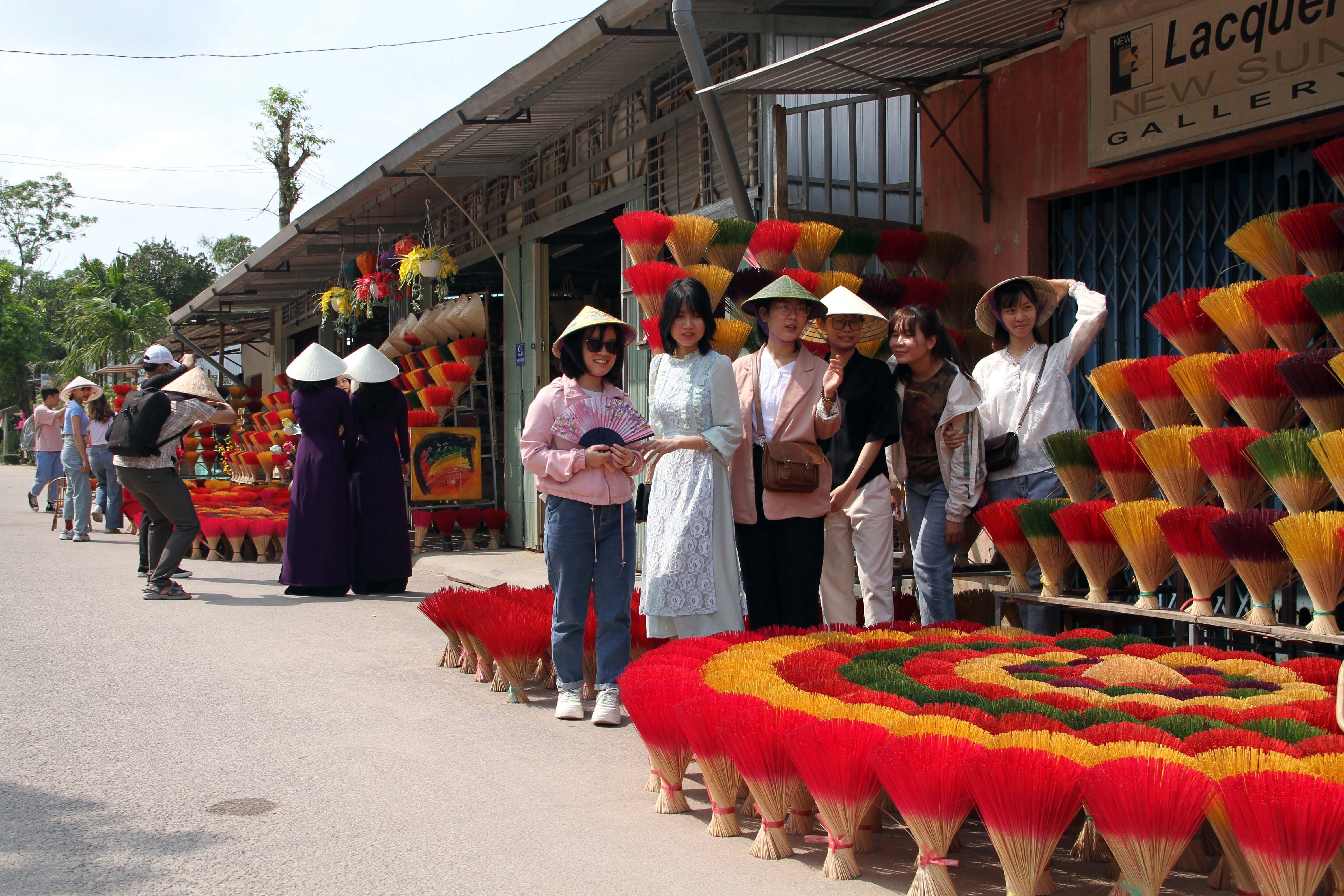 Lang huong xu Hue anh 2