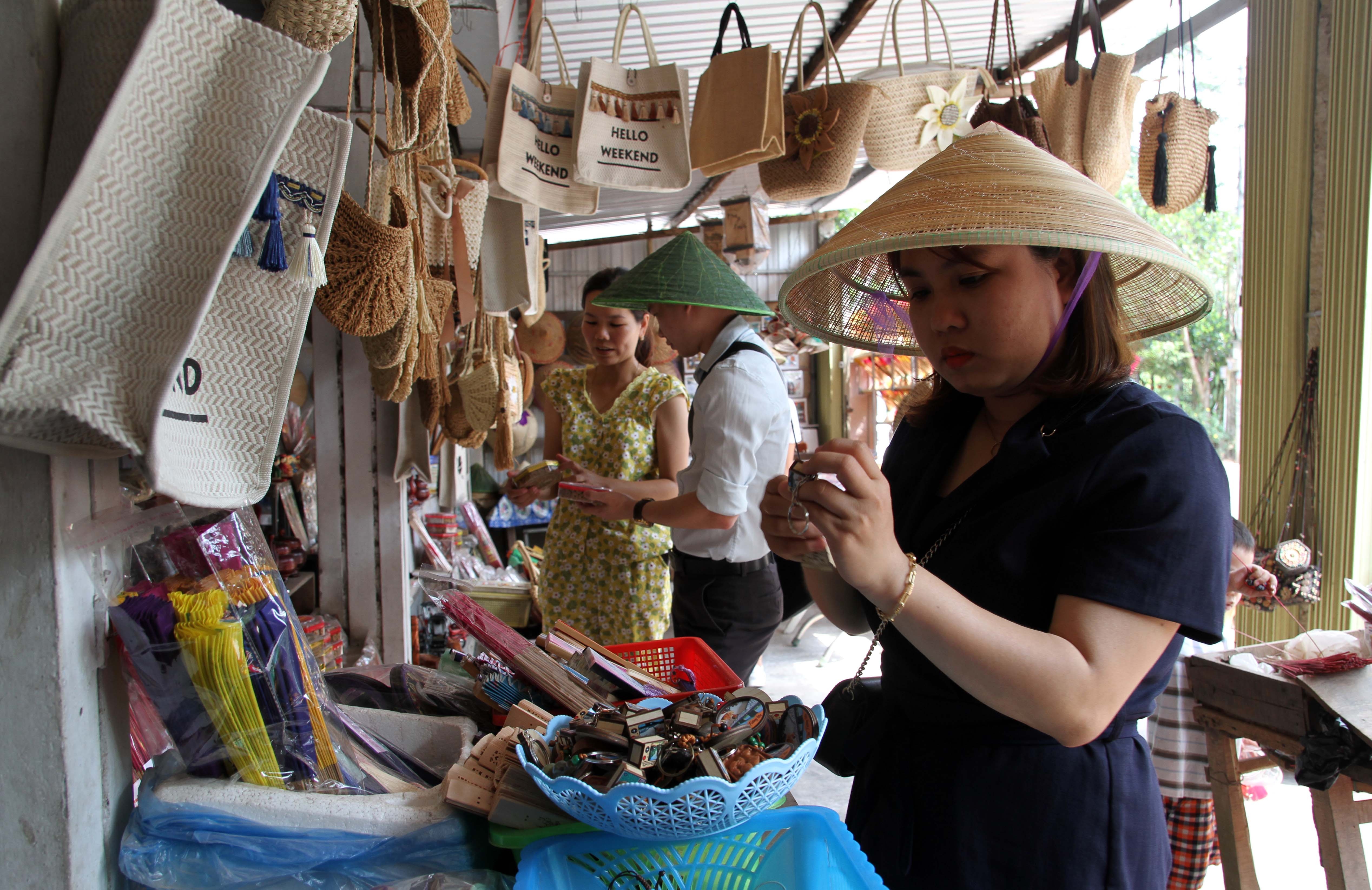 Lang huong xu Hue anh 8