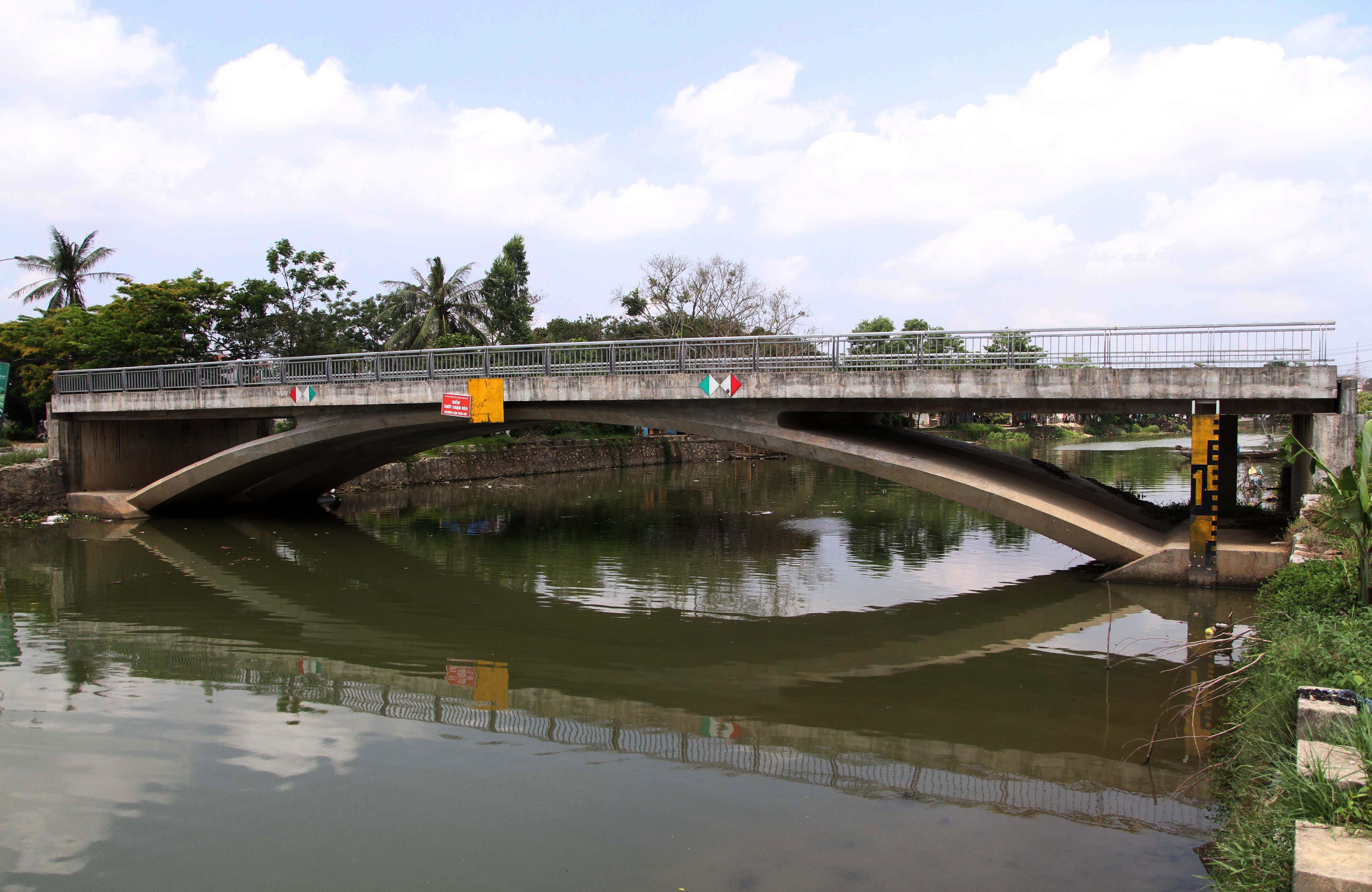 Cau 32 ty bo hoang anh 1