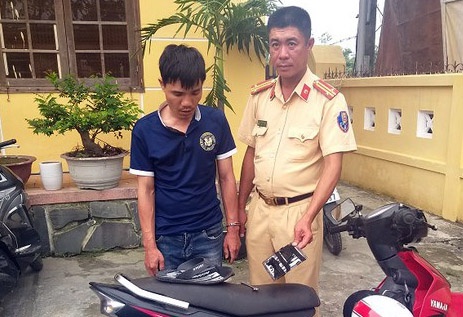 CSGT truy duoi ten cuop qua nhieu tuyen pho hinh anh