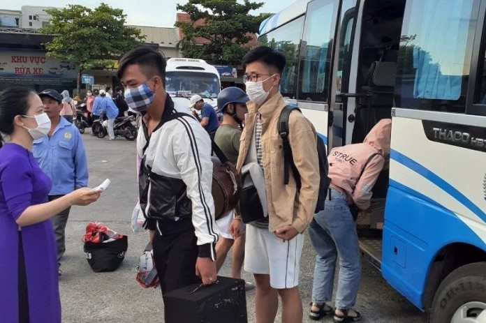 Dung van chuyen khach anh 1