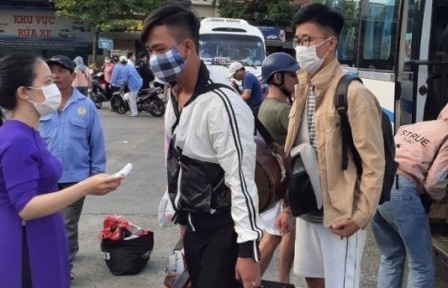 Thua Thien - Hue thu hoi quyet dinh dung van chuyen khach tu Quang Tri hinh anh