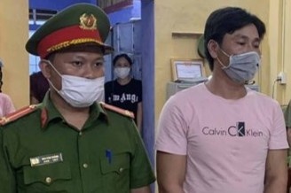 Gay tai nan roi bo chay, nam thanh nien bi khoi to hinh anh