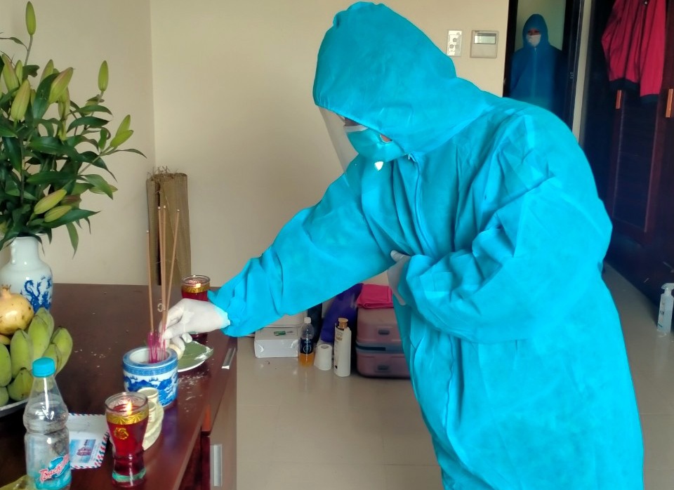 Lap ban tho vong trong khu cach ly anh 1