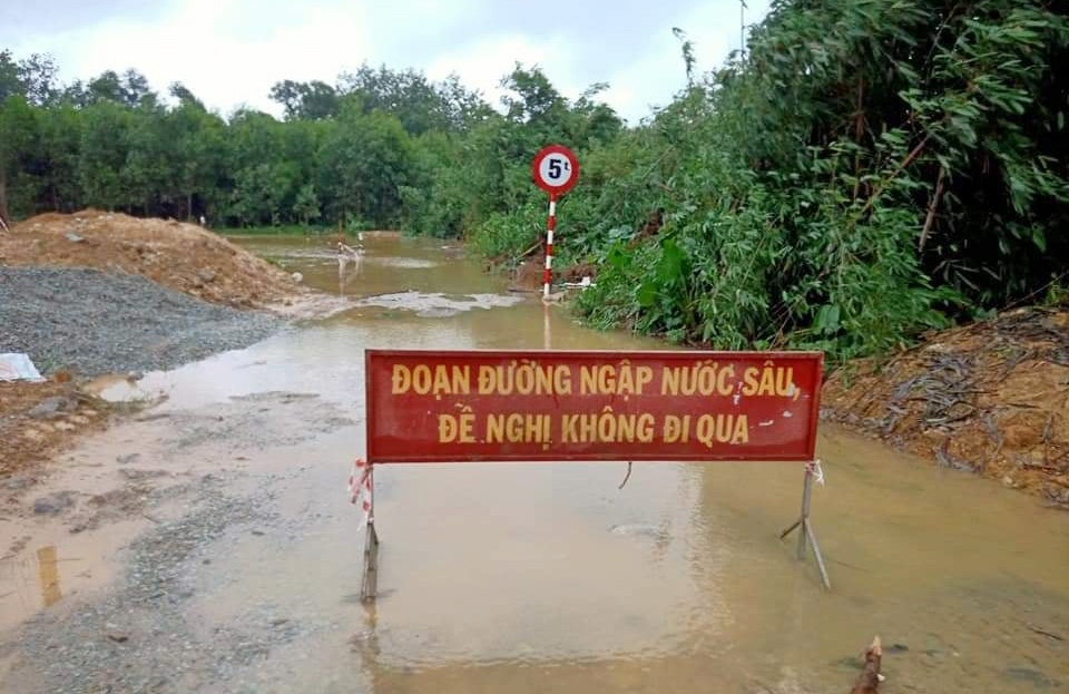 Mua lu mien Trung anh 6