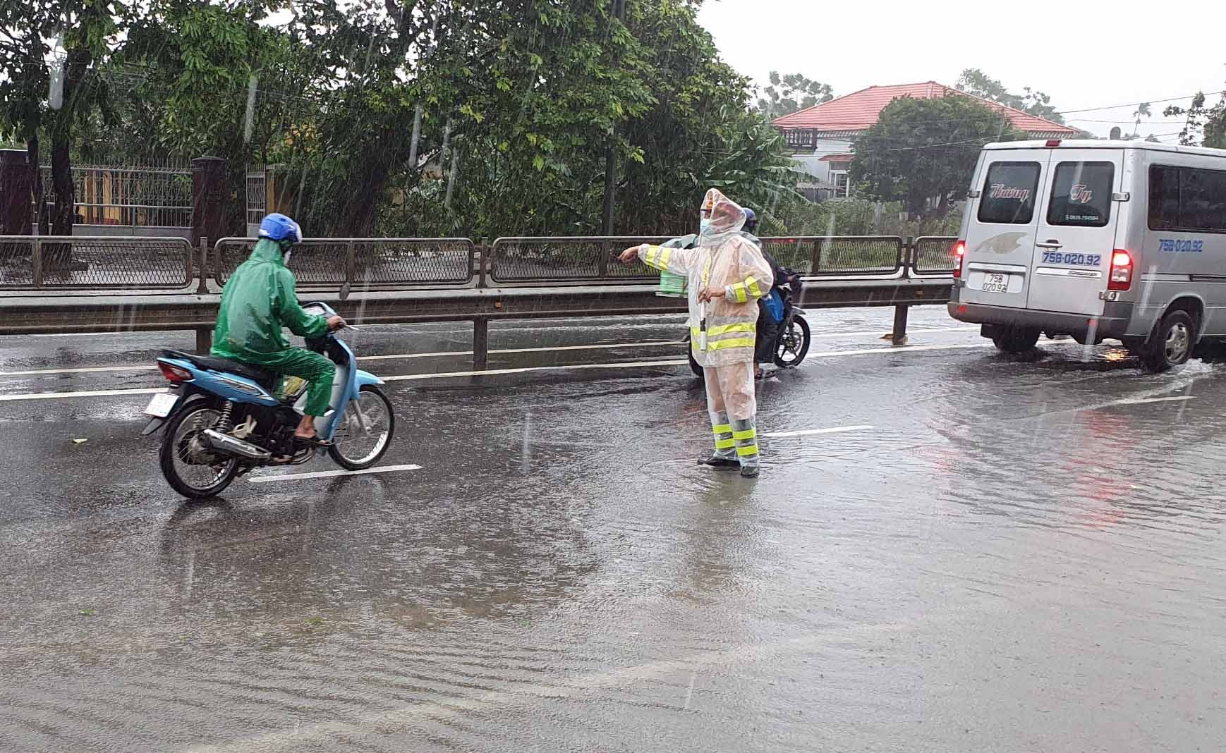 Mua lu mien Trung anh 2