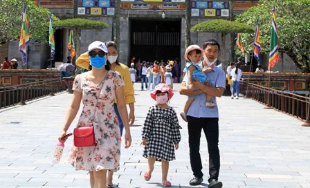 Thua Thien - Hue thi diem don khach quoc te vao cuoi nam hinh anh