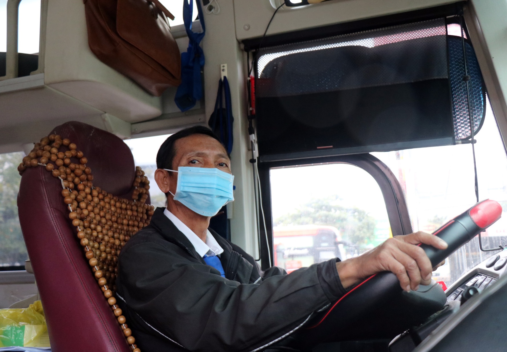 Ben xe vang khach anh 7