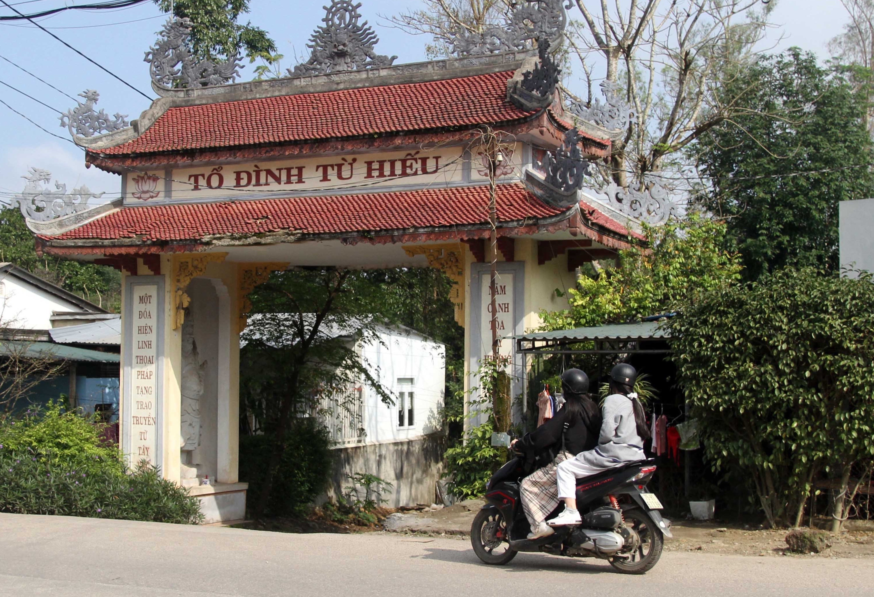 Thien su Thich Nhat hanh vien tich anh 5