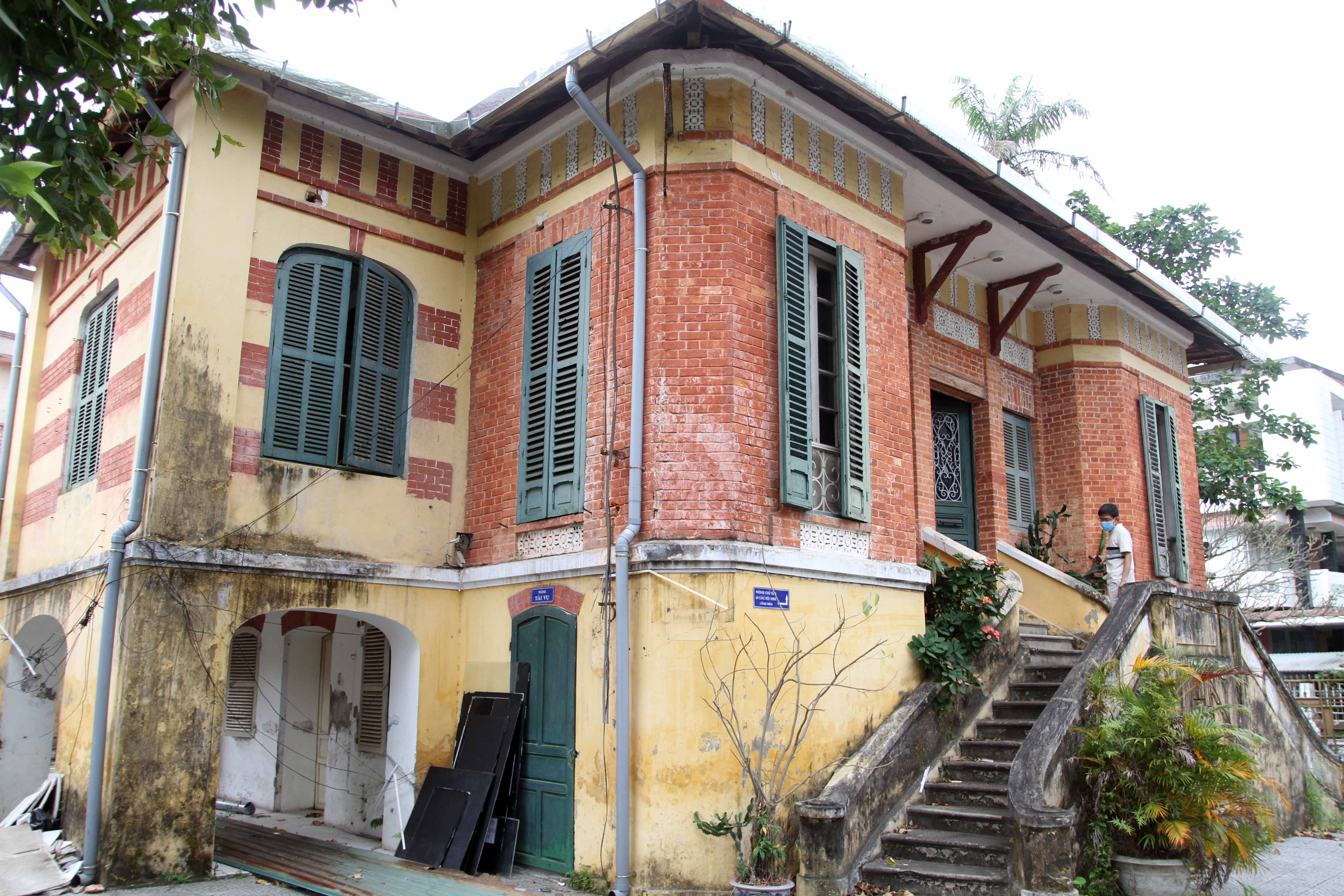 Di doi biet thu co anh 2