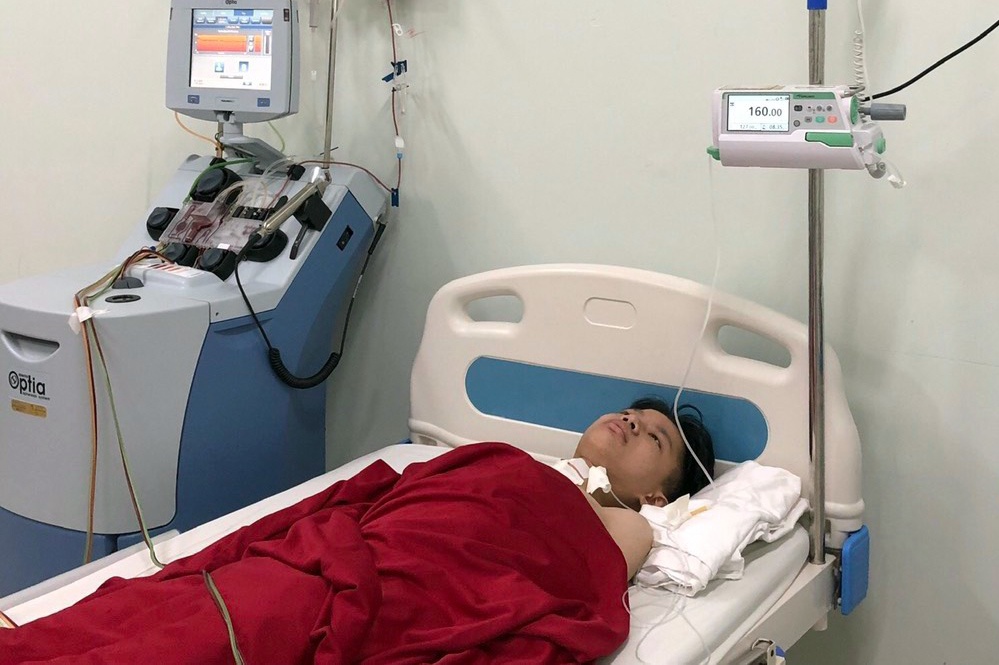 Gan tach bach cau anh 1