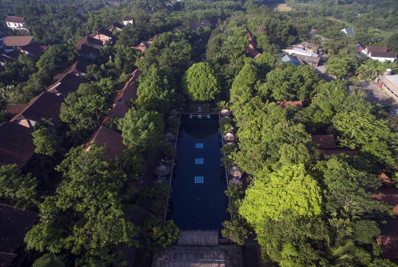 Khach san kin phong anh 2