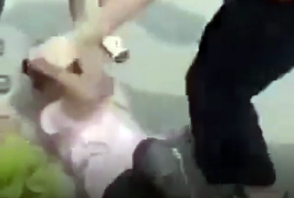 Danh hoi dong nu sinh anh 1