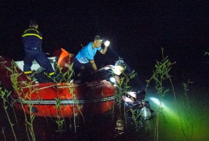 Hoc sinh lop 7 thiet mang o ho Dong Loi hinh anh