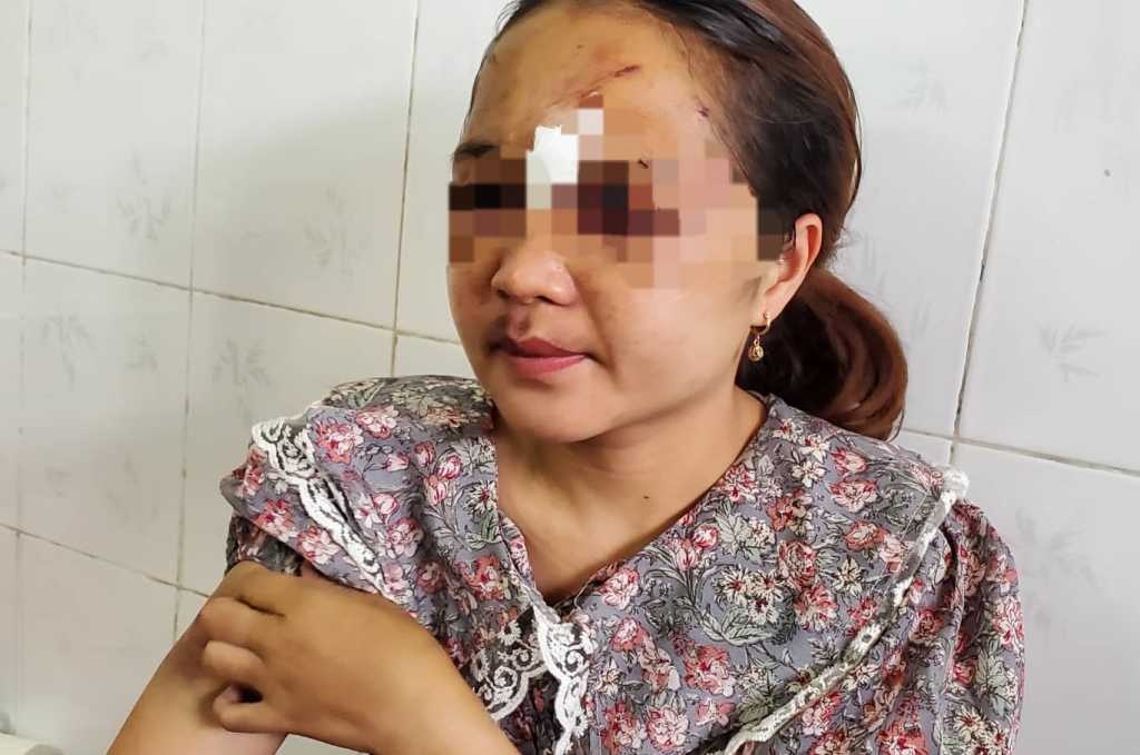 Đánh vợ giữa đường ảnh 2 Danh vo giua duong anh 2