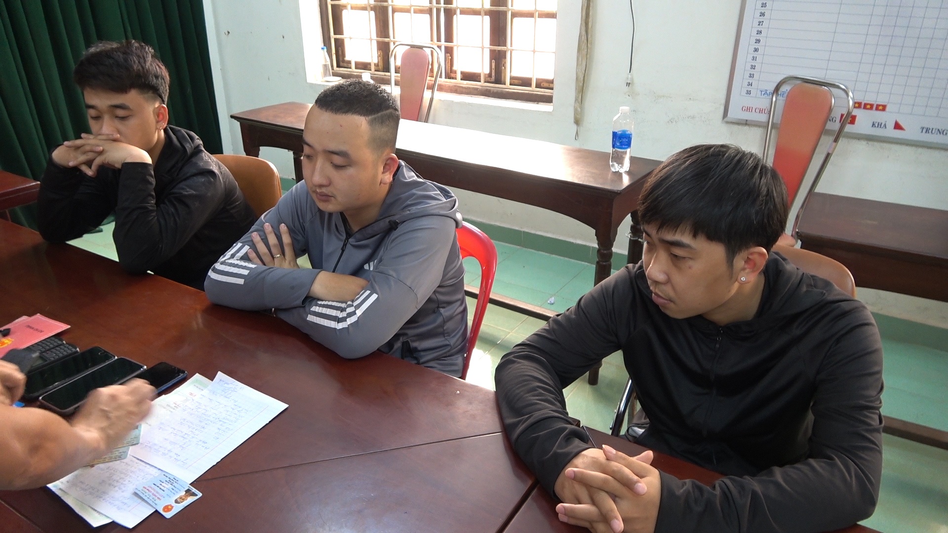 Cho vay nang lai anh 1