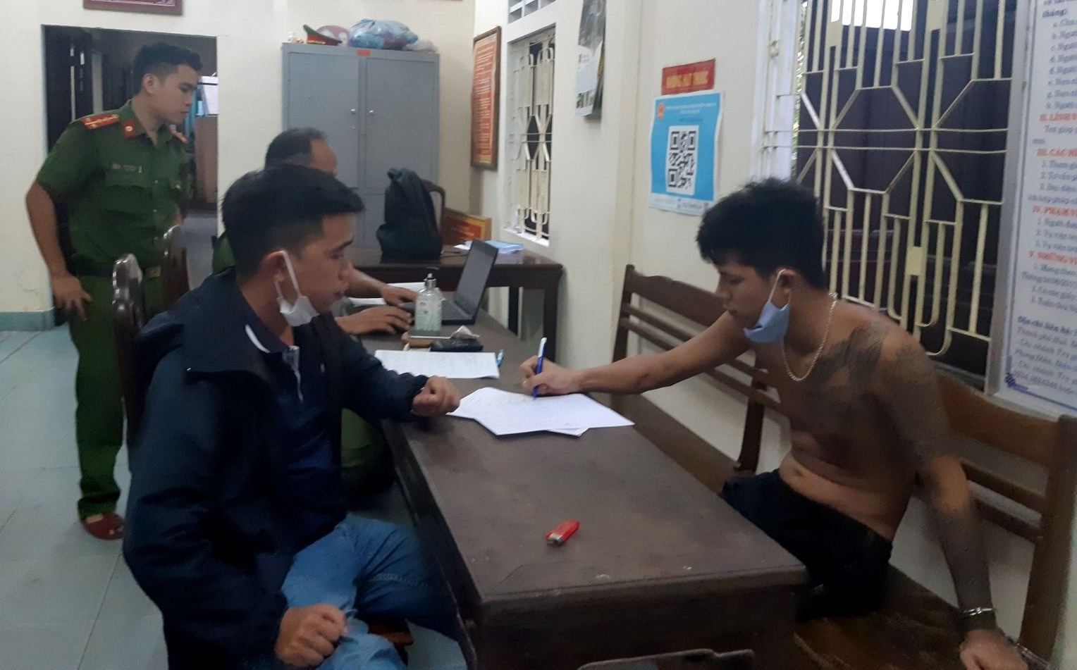 Cháu giết bà ảnh 1 Chau giet ba anh 1