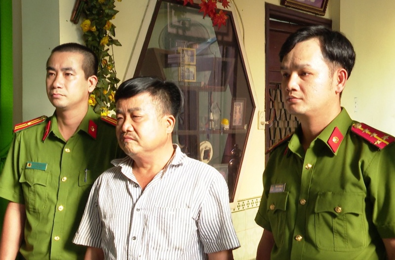 Mua khong hoa don anh 1