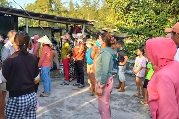 Duoi nuoc o kenh anh 1