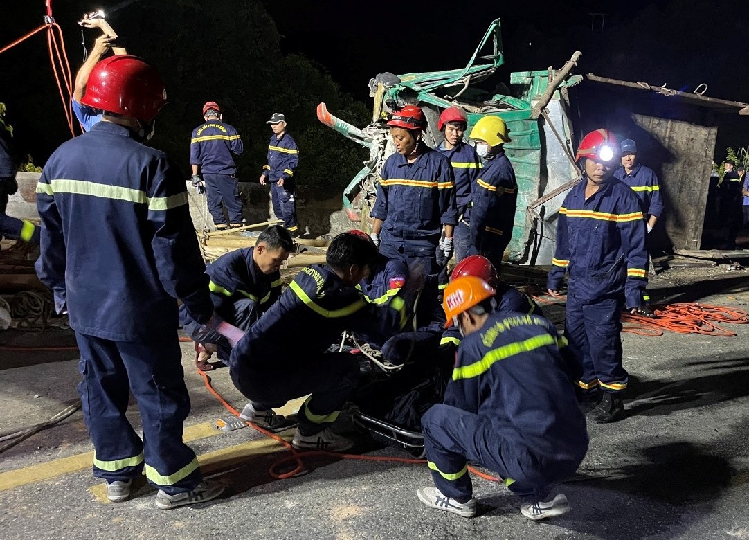 4 nguoi tu vong anh 1