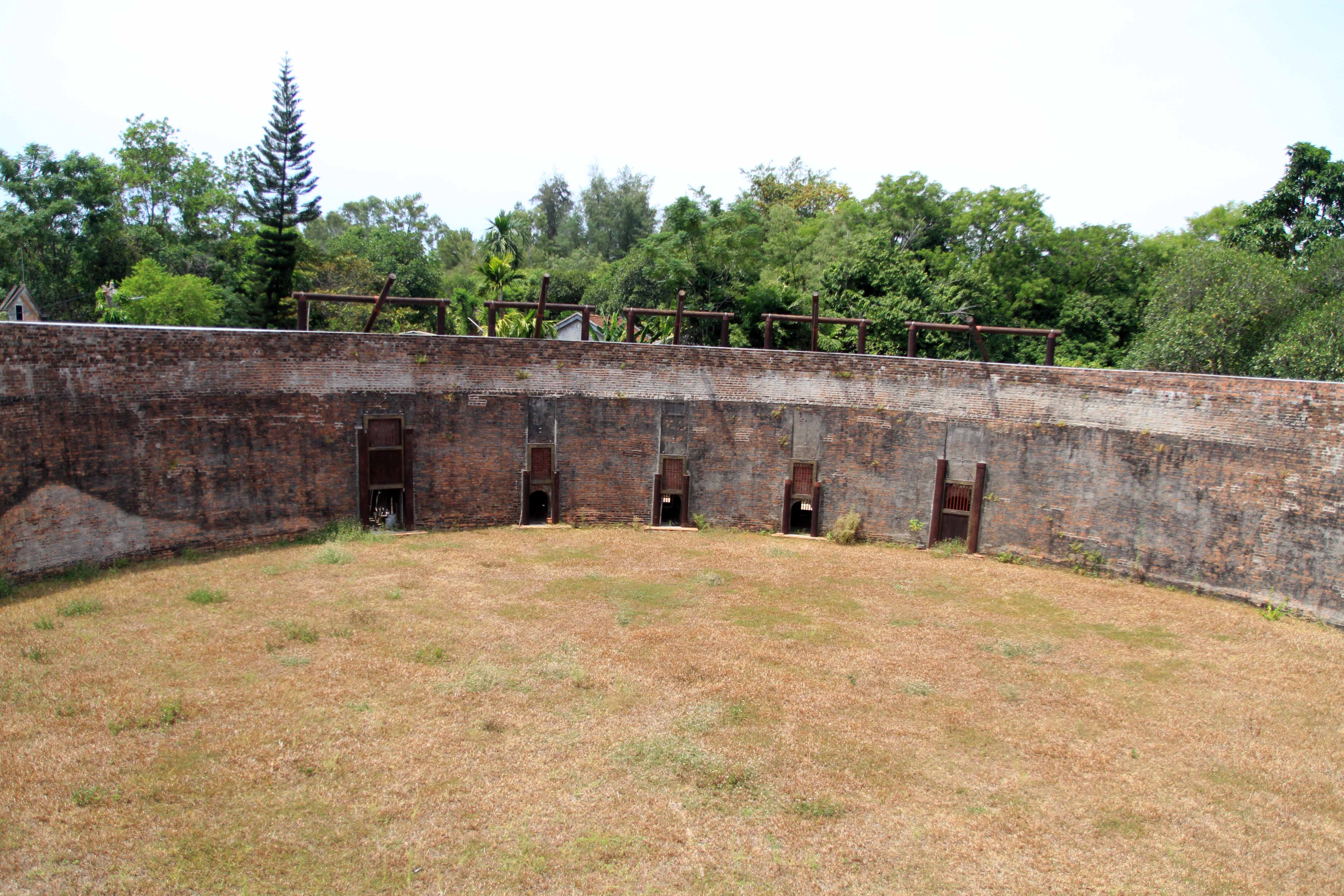 Dau truong Ho Quyen anh 5