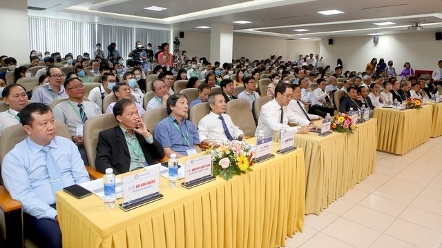 Benh nhan ung thu anh 1