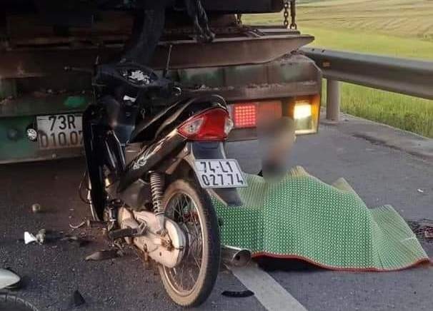 2 vo chong tu vong anh 1