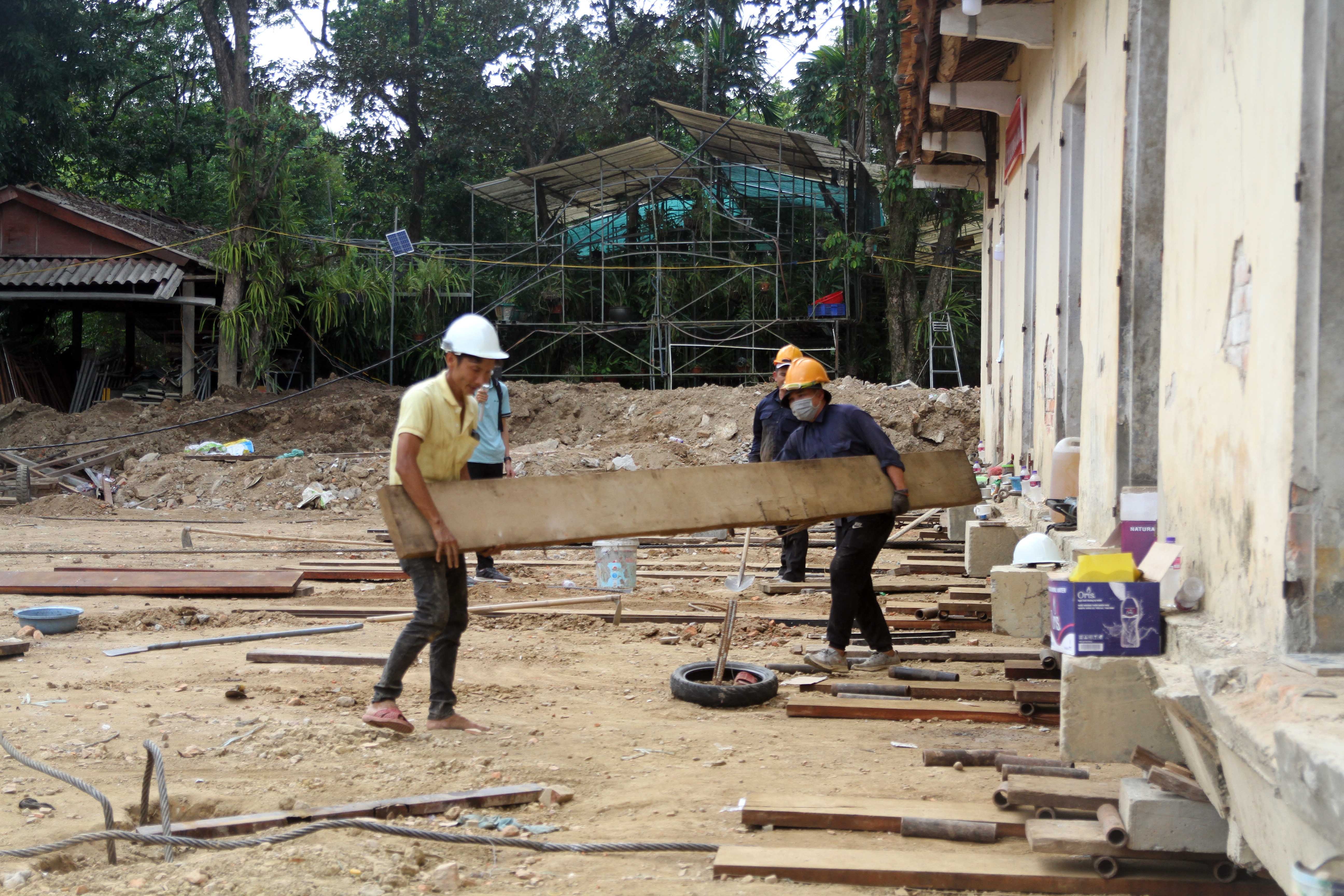 Dich chuyen chua anh 12