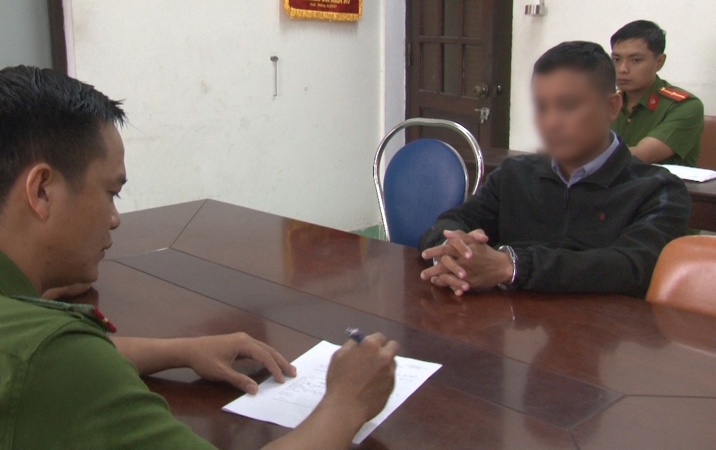 Giam doc keu goi von de danh bac hinh anh