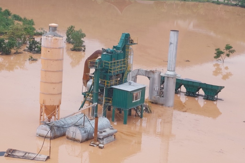 Cao toc Cam Lo,  La Son anh 1