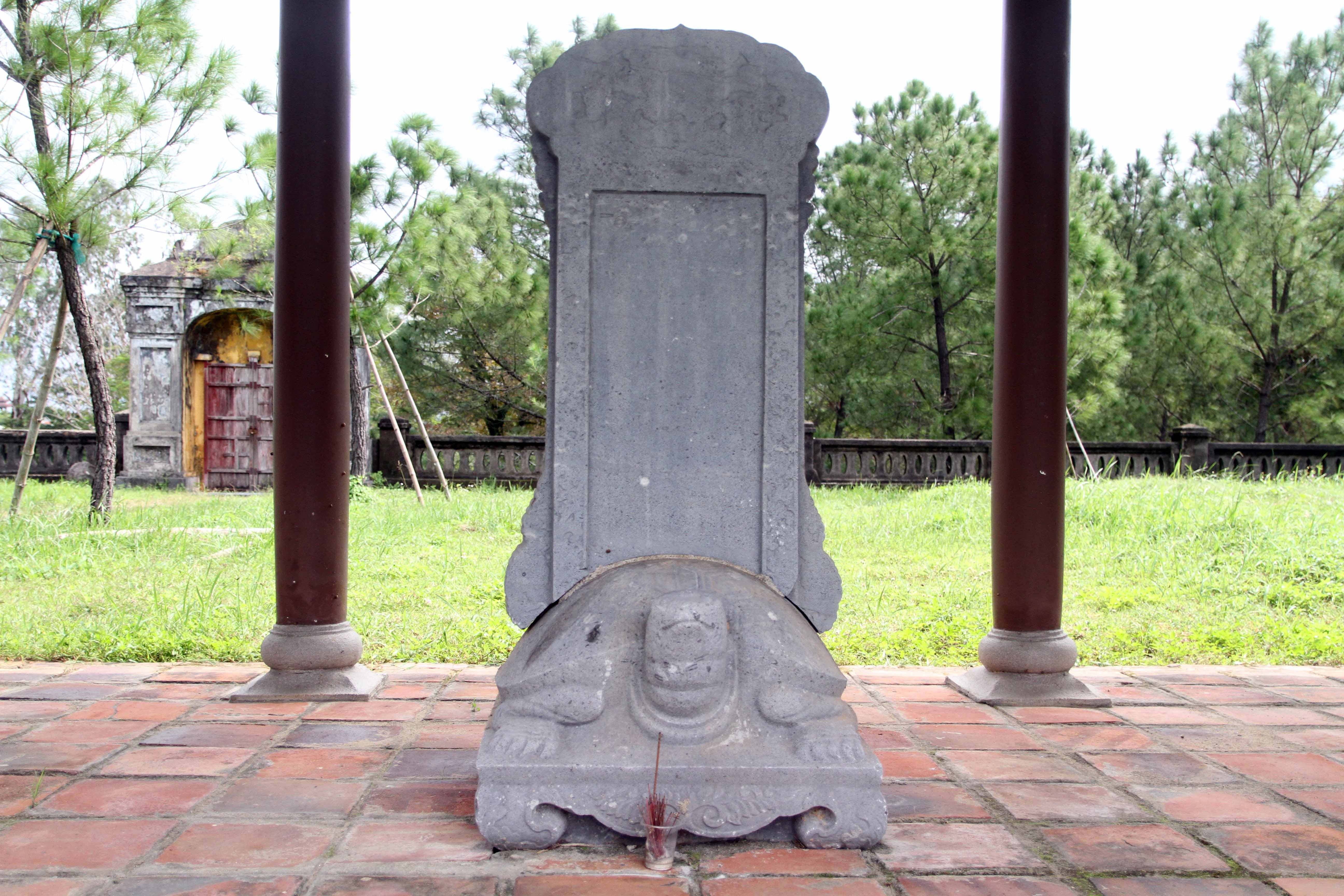 Di tich Van Thanh anh 8