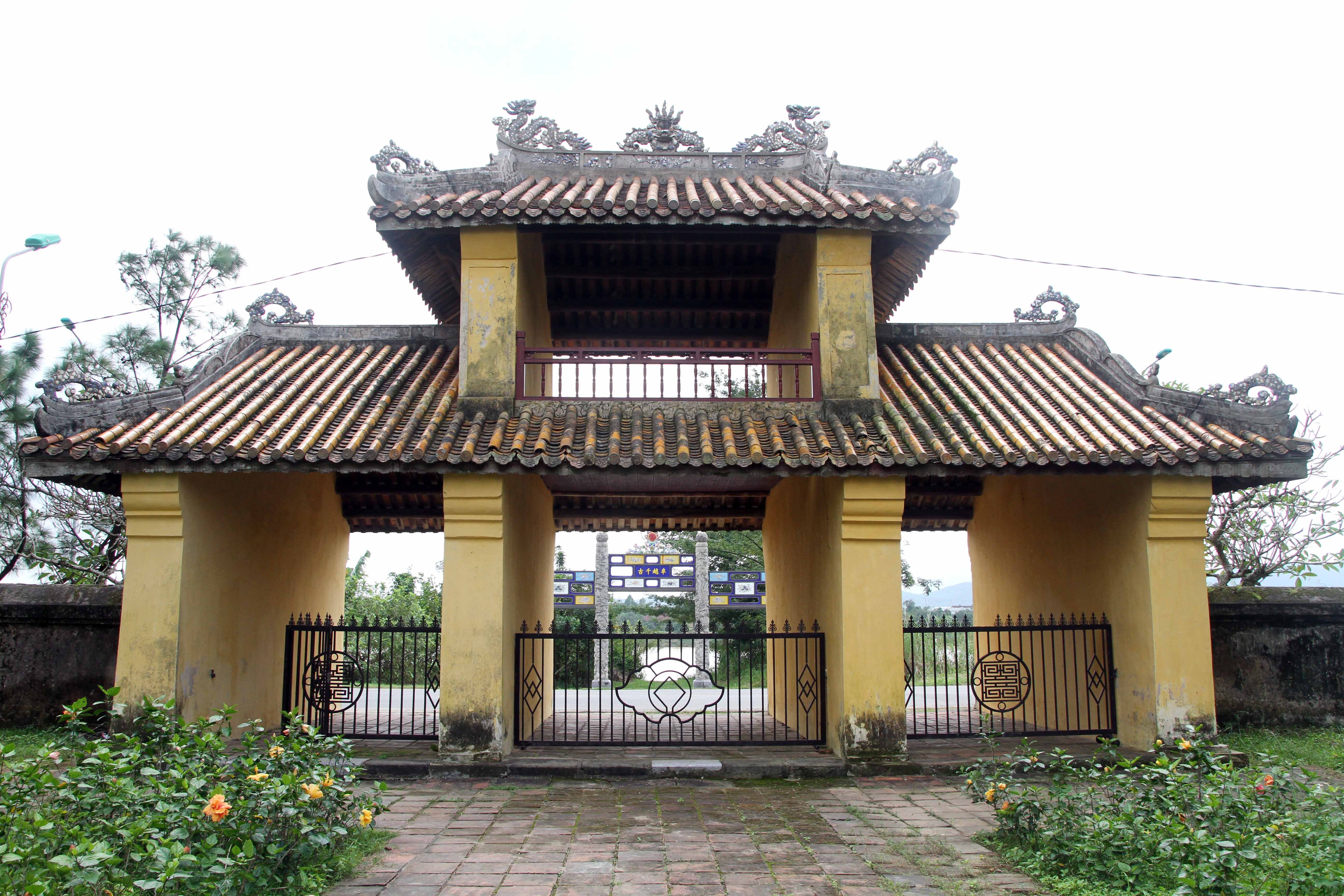 Di tich Van Thanh anh 2