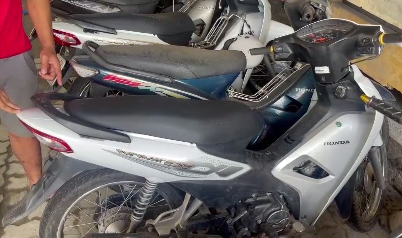 Xe may bi trom anh 1