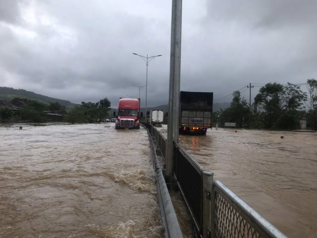 Ngap quoc lo 1 anh 1