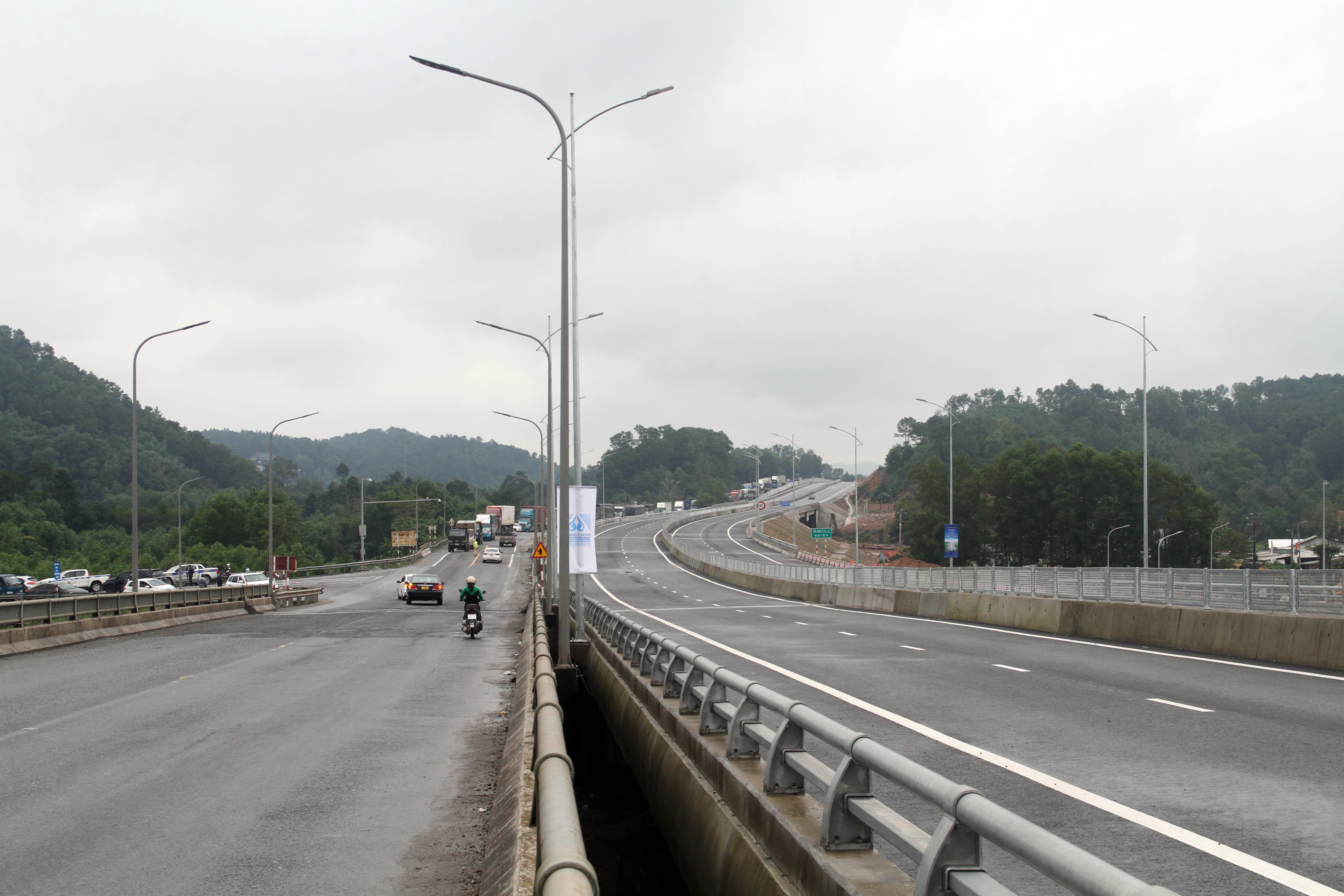 Khanh thanh cao toc anh 5