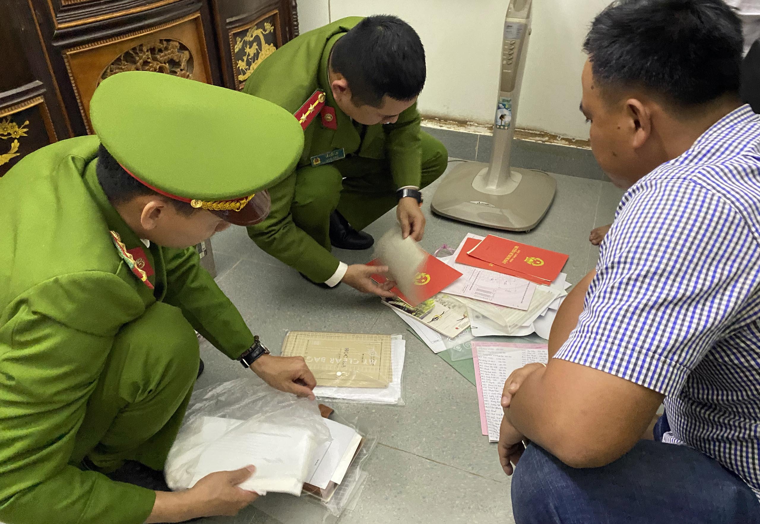 34 tỷ đồng ảnh 1 34 ty dong anh 1