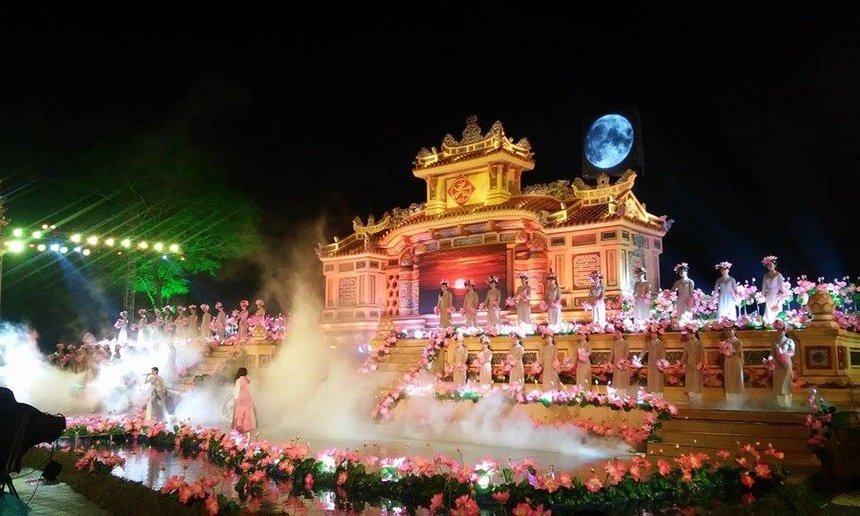 Festival nghe truyen thong Hue se dien ra doc 2 bo song Huong hinh anh