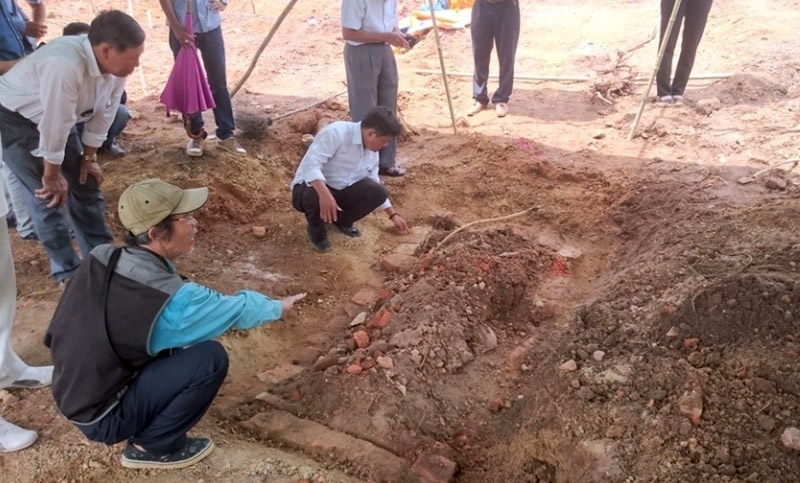 Lang vo vua Tu Duc duoc xay dung lai sau 6 nam bi san ui hinh anh