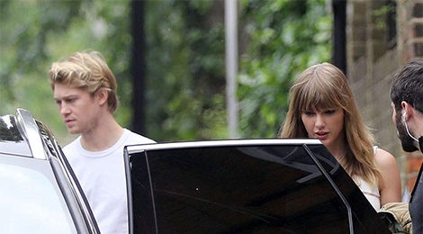 Anh hen ho hiem hoi cua Taylor Swift va ban trai hinh anh