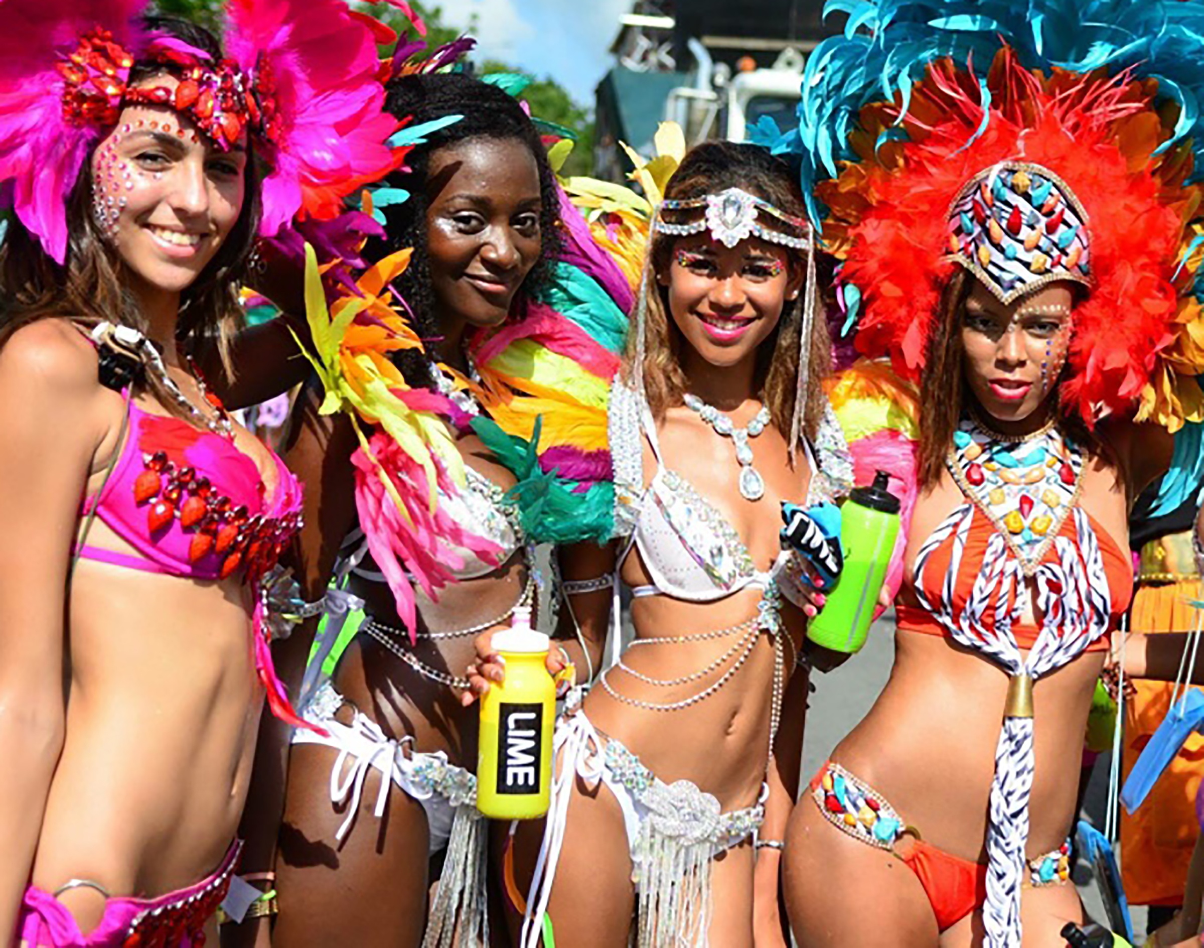 10 su that thu vi ve van hoa Canada hinh anh