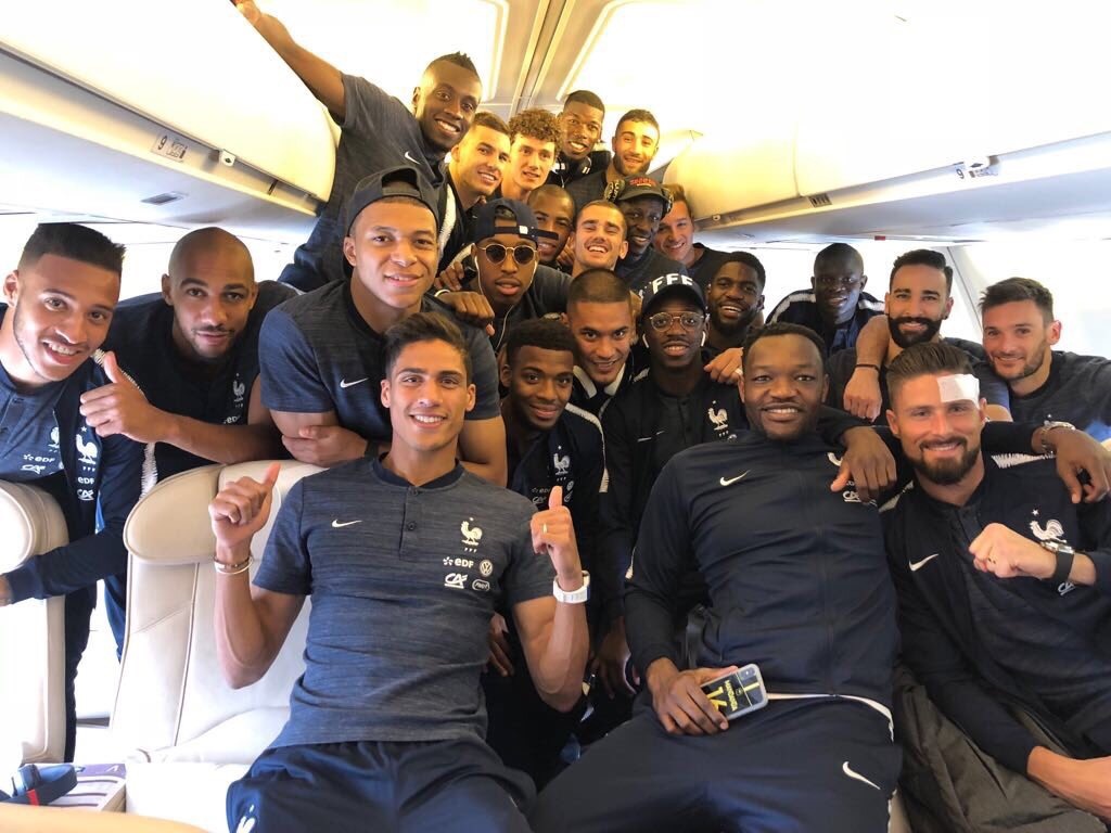 DT Phap co mat tai Nga, san sang cho chien dich World Cup hinh anh