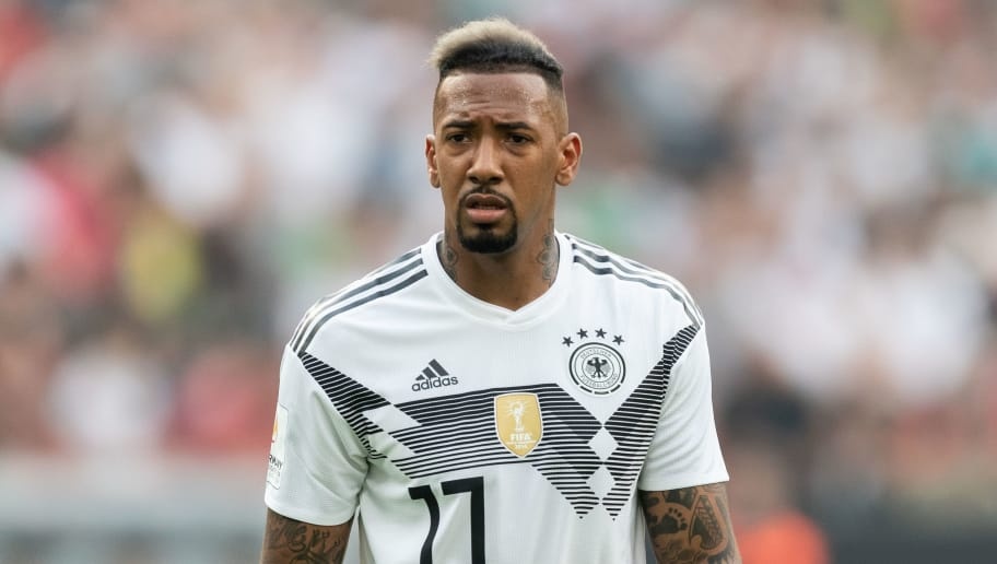 MU, Chelsea, PSG quyet chien vi Jerome Boateng hinh anh