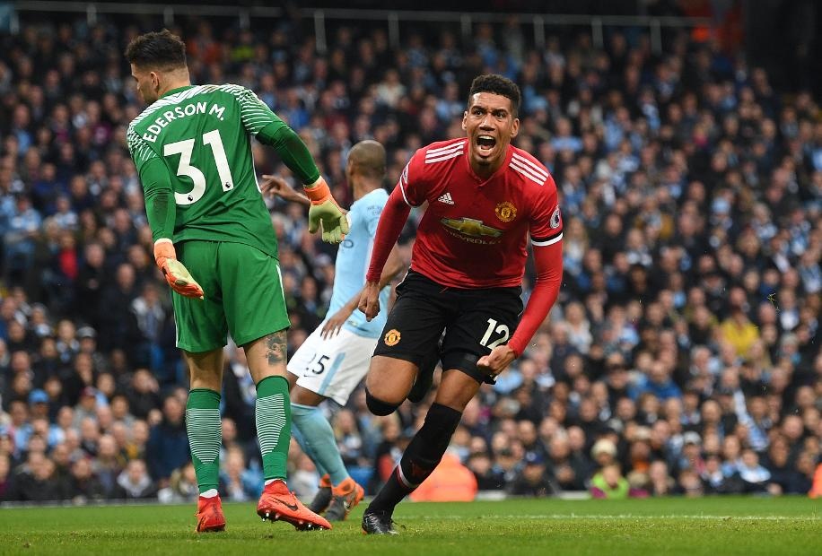 Smalling rời Man United ảnh 1 Smalling roi Man United anh 1