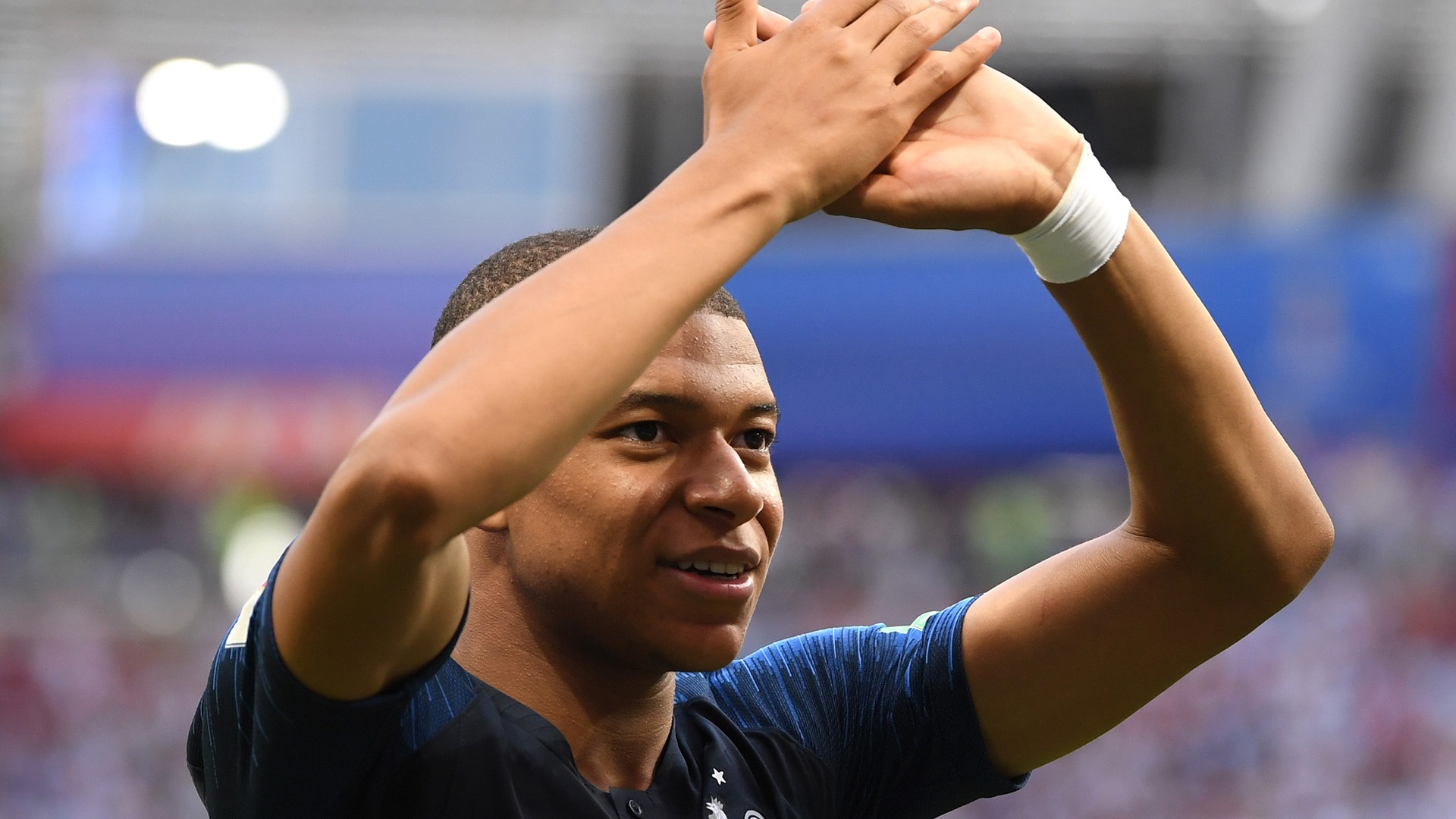 Mbappe va 5 ung vien cua danh hieu cau thu tre xuat sac nhat World Cup hinh anh