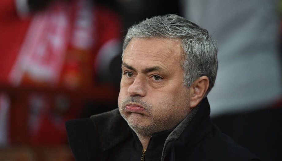 Ed Woodward phan no, Mourinho chuan bi 'len doan dau dai'? hinh anh