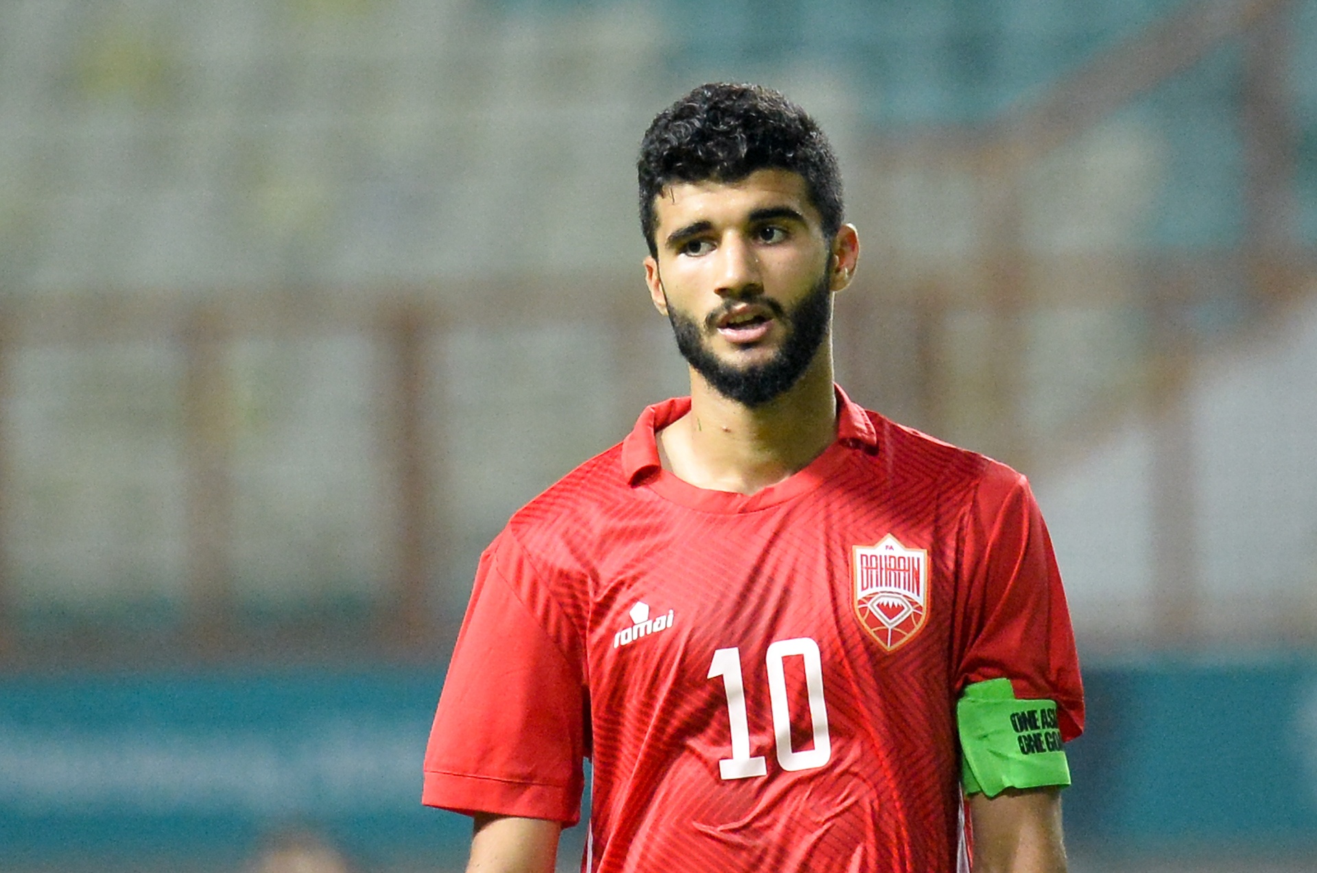 Doi truong Olympic Bahrain va khat khao tra mon no truoc Viet Nam hinh anh