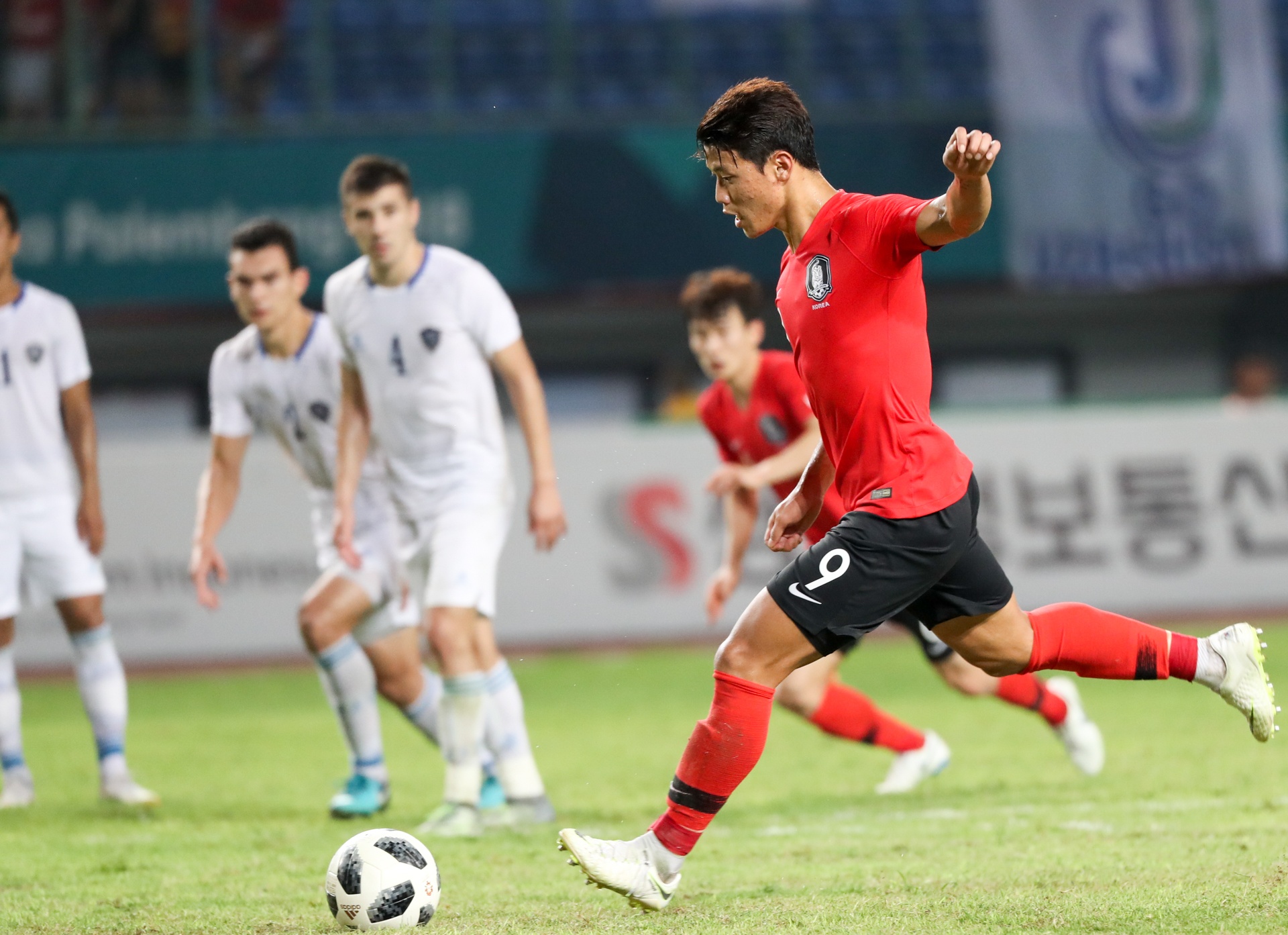 Han Quoc Uzbekistan anh 10