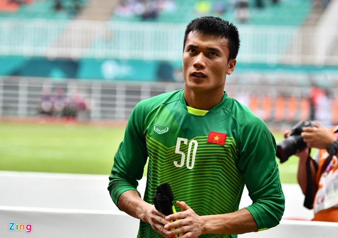 HLV Dang Phuong Nam nhan xet Bui Tien Dung anh 1
