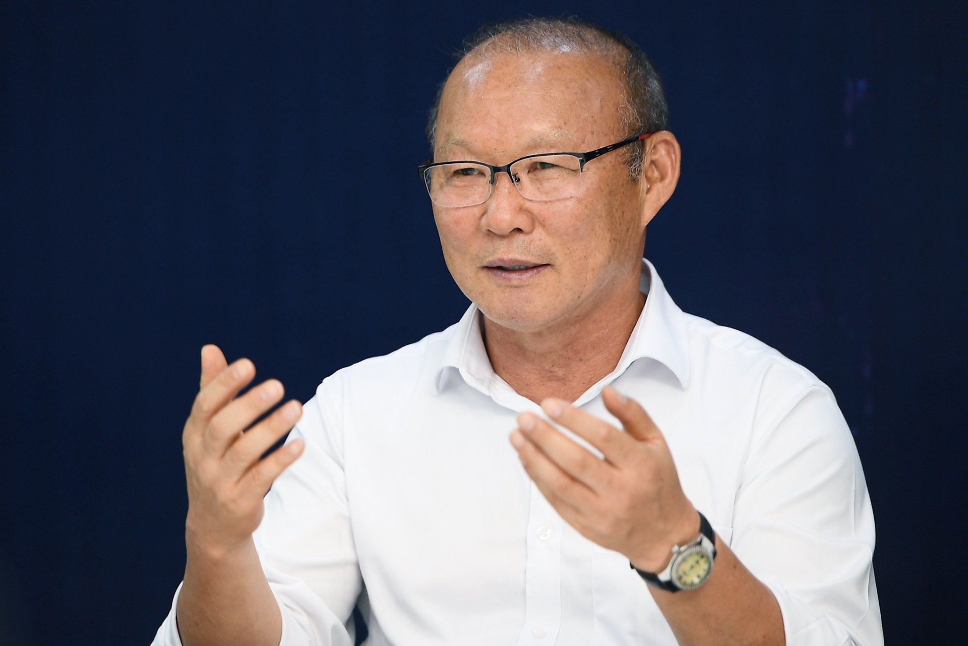 HLV Park Hang-seo khong biet Son Heung-min nghe len o ASIAD hinh anh